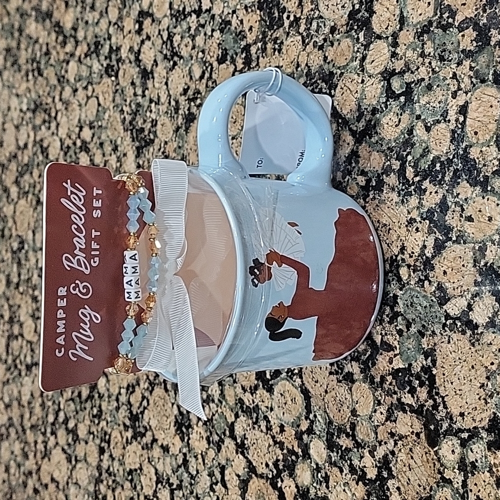 Mug and bracelet